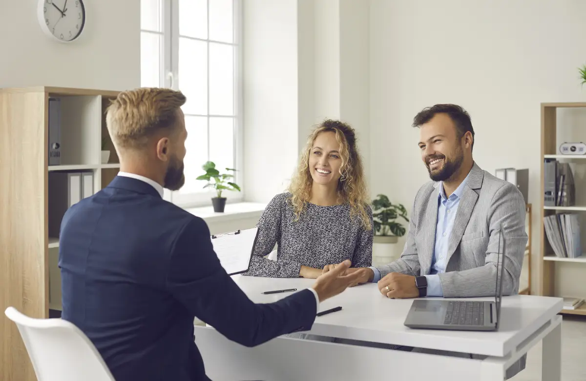 Lease Clarity = Fewer Conflicts: A Smart Landlord's Guide for Richmond Rentals